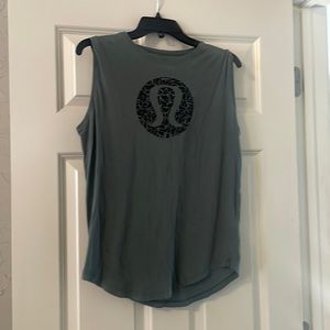 Lululemon muscle tank